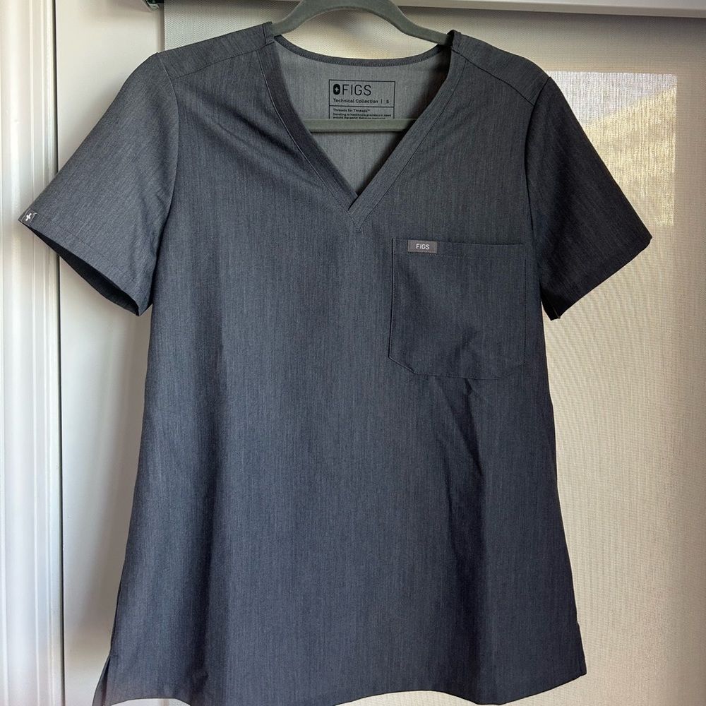 Figs Gray V-Neck Scrub Top